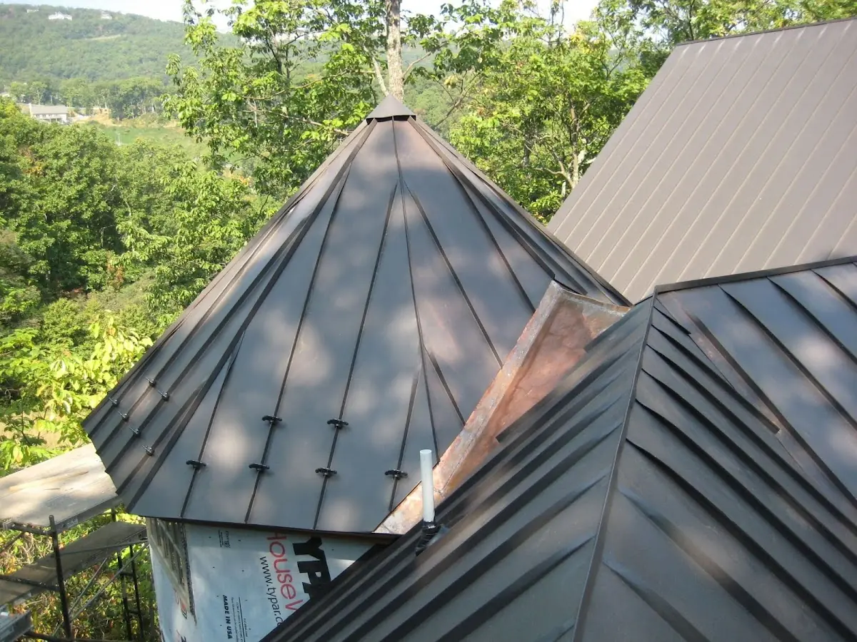 Professional Gutter Cleaning by Craftsman Roofing in Chena Ridge